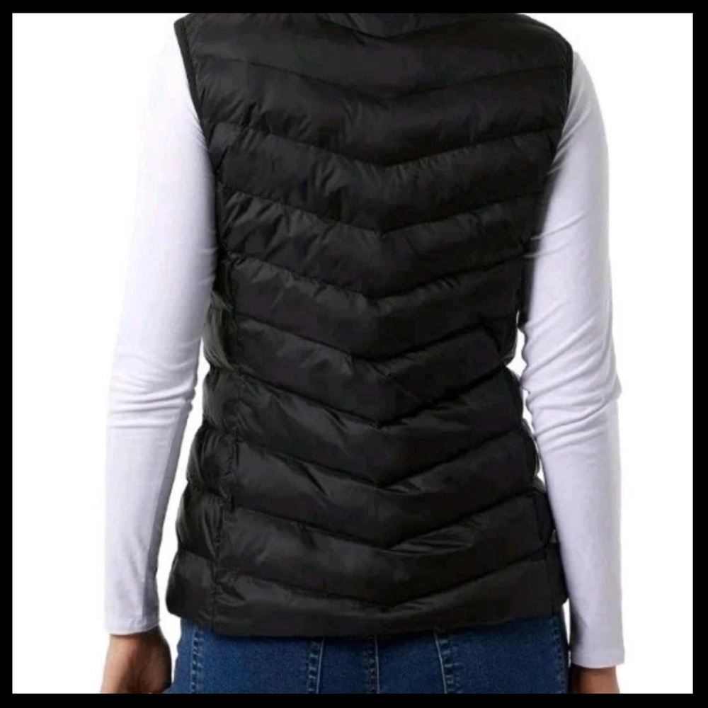 32 Degrees Quilted Black Vest - Picture 2 of 3